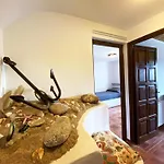 Casa Familiar De 3 Con Terraza Y Parking En L'escala - Hisp-7-47